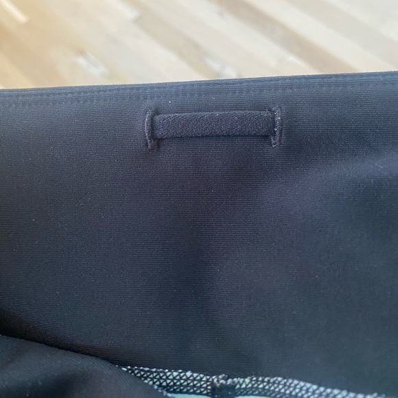 Gap cropped leggings size Medium - Picture 10 of 15